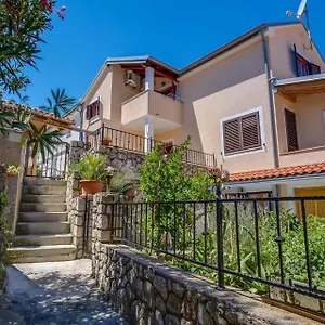 https://apartments-ir.primorje-gorskikotar.com